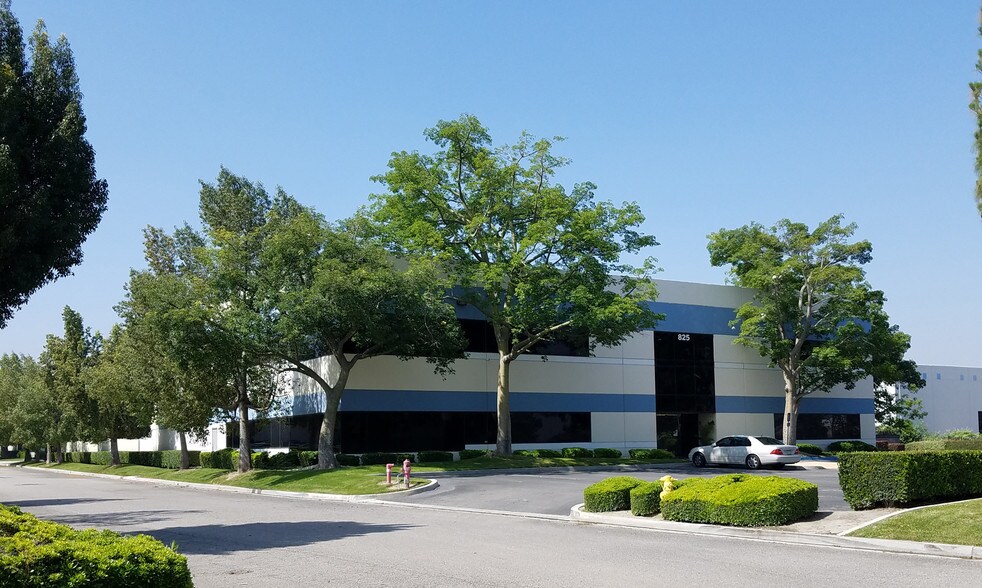 More Photos Of 825 E Cooley Ave, San Bernardino Warehouse For Sale