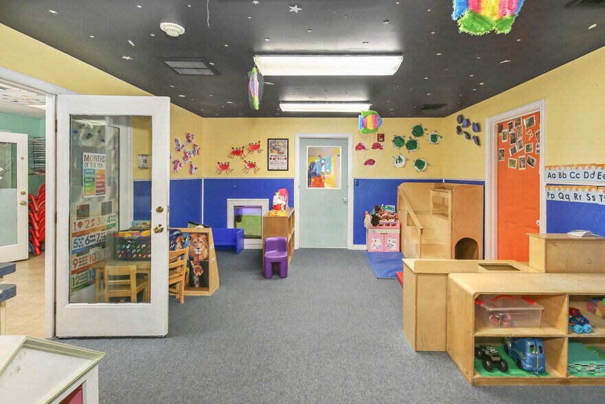 More Photos Of 1129 Route 169, Woodstock Schools For Sale