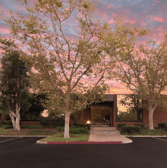 Primary Photo Of 5000 Campus Dr, Newport Beach Coworking Space