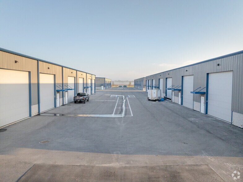 More Photos Of 16291 Innovation Lane, Fort Myers Self Storage For Sale