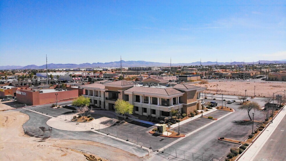 More Photos Of 6970 W Patrick Ln, Las Vegas Medical For Sale