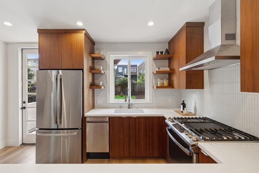 More Photos Of 253 5th Ave, San Francisco Apartments For Sale