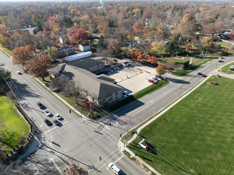 More Photos Of 805 Chatham Rd, Springfield Schools For Sale