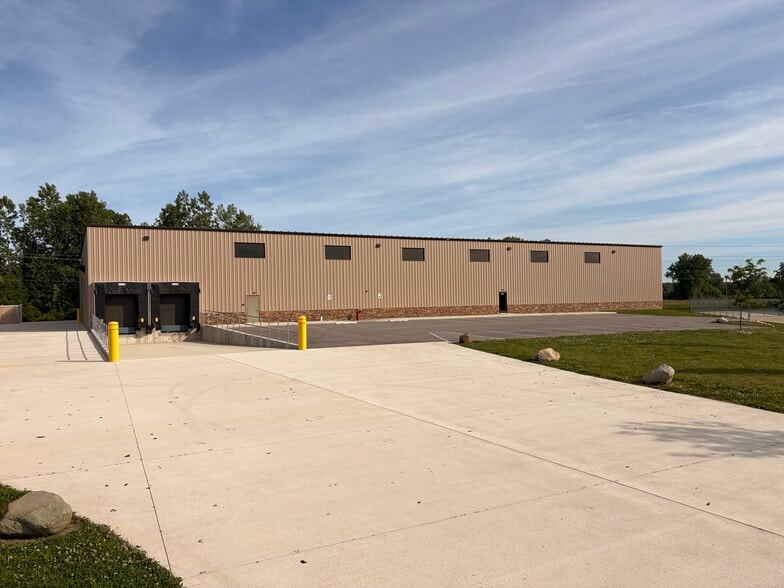 More Photos Of 4646 Arden Dr, Fort Wayne Warehouse For Sale