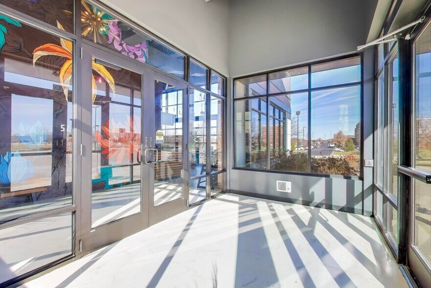 More Photos Of 3552 Market Ln, Kenosha Restaurant For Sale