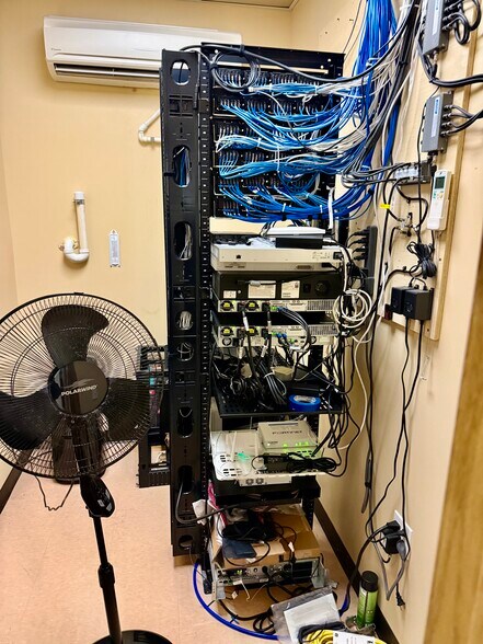 More Photos Of 1550 Watertower Pl, East Lansing Office For Sale