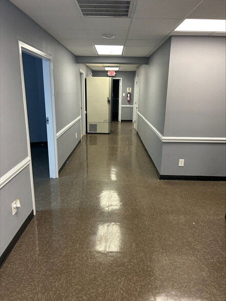 More Photos Of 420 Owen Dr, Fayetteville Medical For Lease