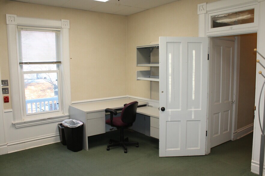 More Photos Of 215 Fulton St, Geneva Office For Lease