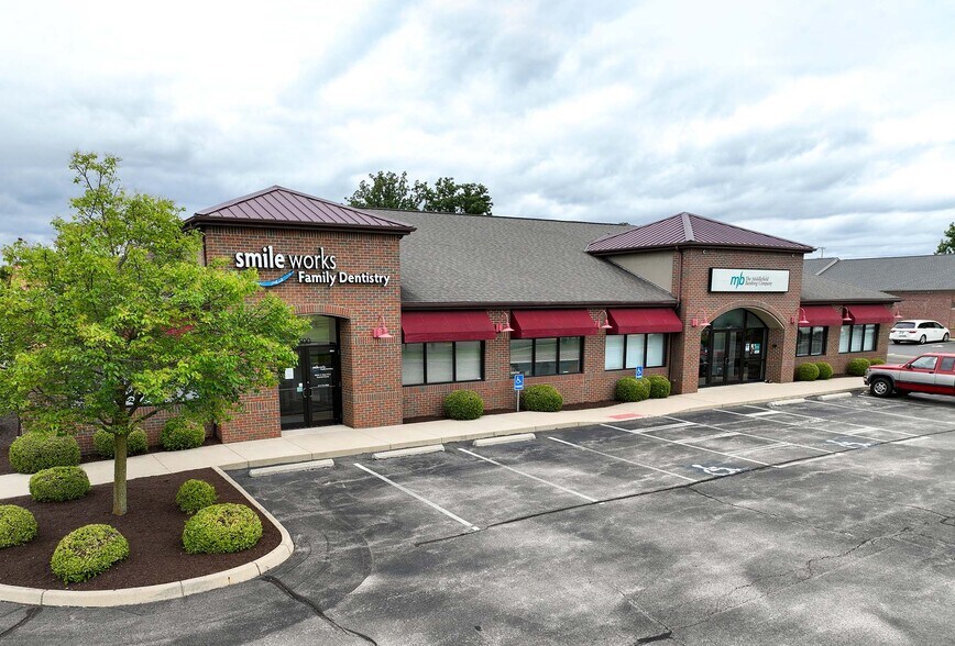 Primary Photo Of 490 S Jefferson Ave, Plain City Storefront Retail Office For Sale
