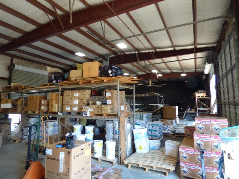 More Photos Of 5231 South St, Nacogdoches Storefront Retail Office For Sale