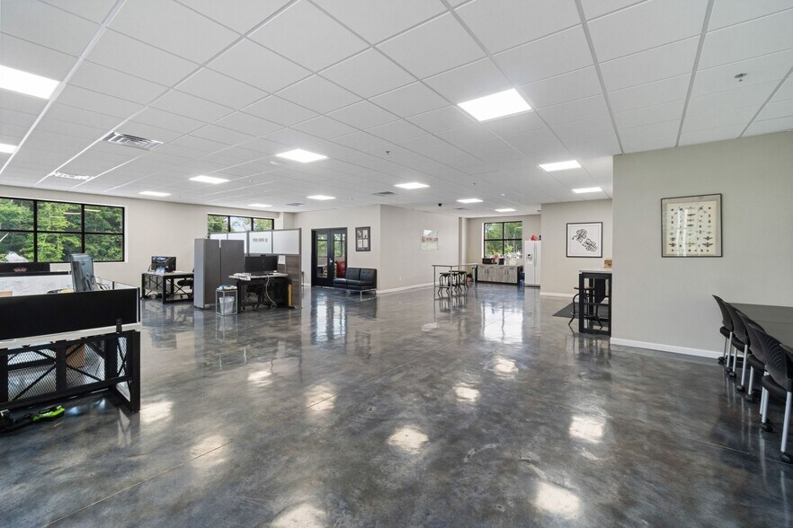 More Photos Of 2302 Turnpike St, North Andover General Retail For Sale