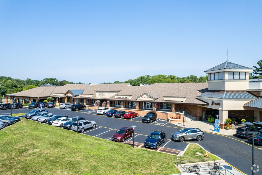 More Photos Of 3801 Kennett Pike, Greenville Unknown For Lease