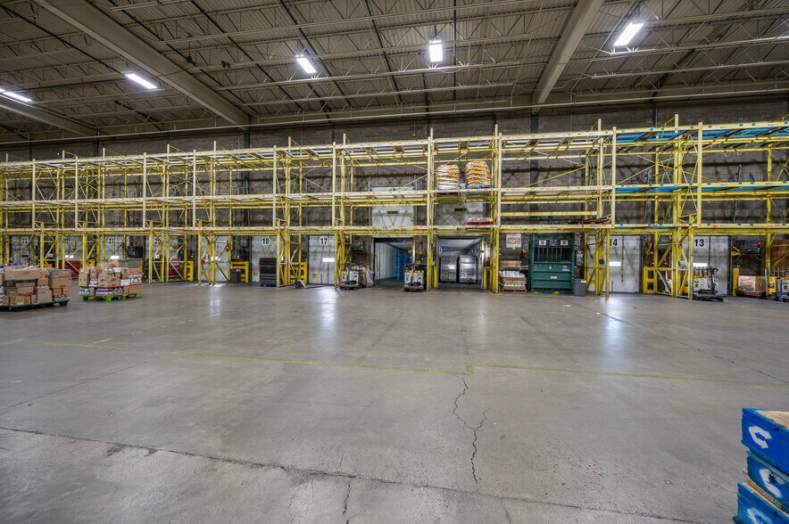 More Photos Of 707 Airport Rd, Bismarck Distribution For Sale