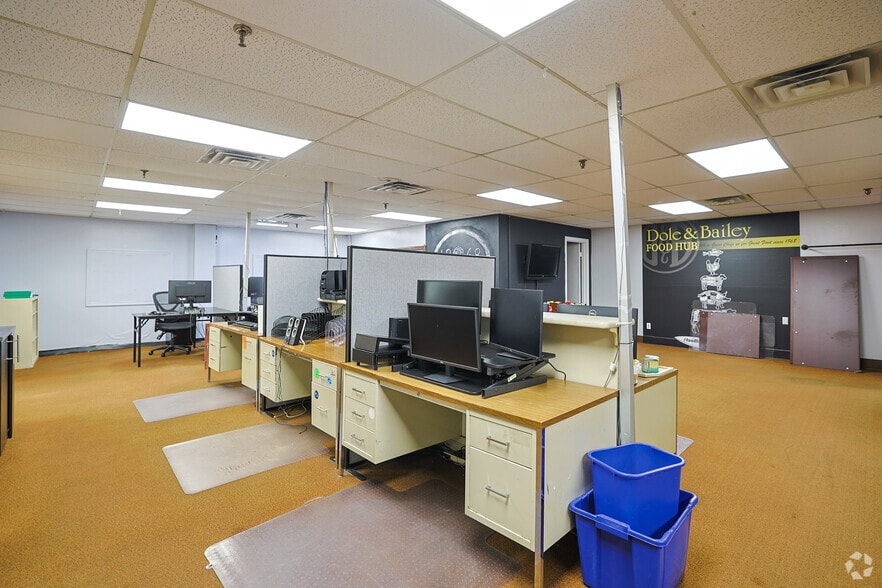 More Photos Of 16 Conn St, Woburn Food Processing For Sale