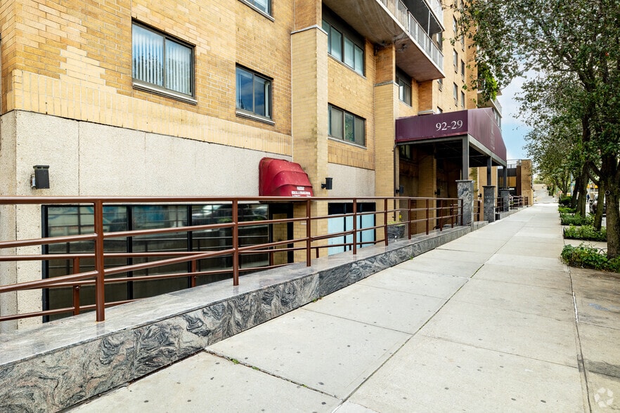 More Photos Of 92-29 Queens Blvd, Rego Park Apartments For Lease