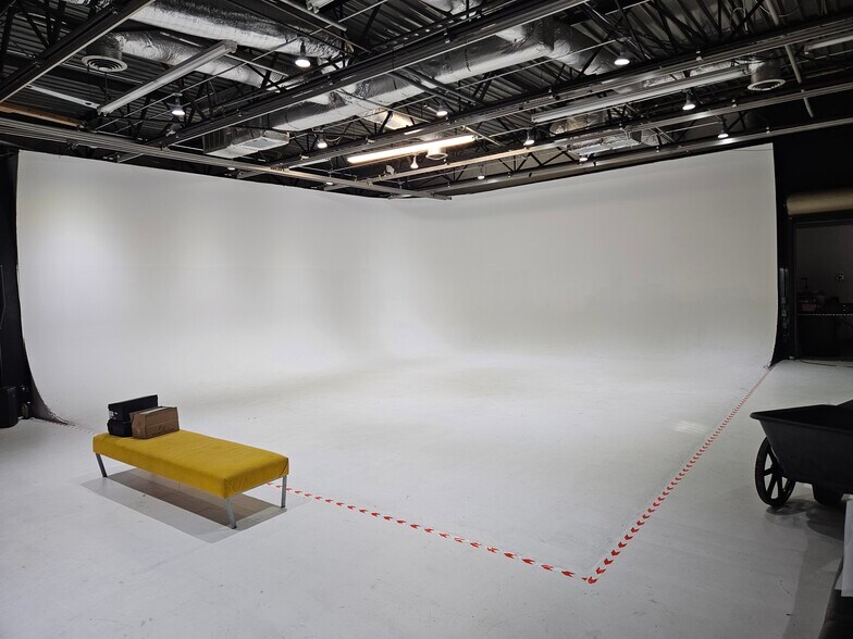 More Photos Of 663 11th Street st, Atlanta Office For Lease