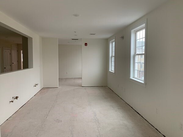 More Photos Of 899 Pleasant St, New Bedford Loft Creative Space For Lease