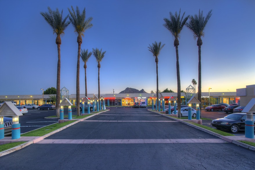 More Photos Of 1601 E Bell Rd, Phoenix Unknown For Lease