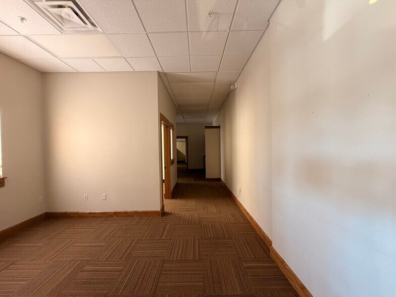 More Photos Of 1019 E Main St, Bozeman Office For Lease