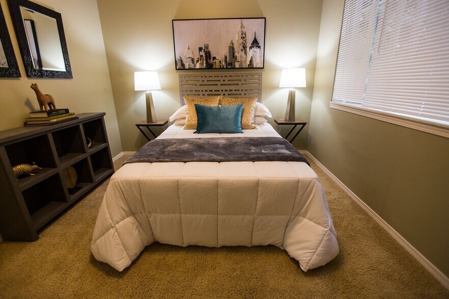 More Photos Of 420 Flying Squirrel Way NW, Salem Apartments For Sale