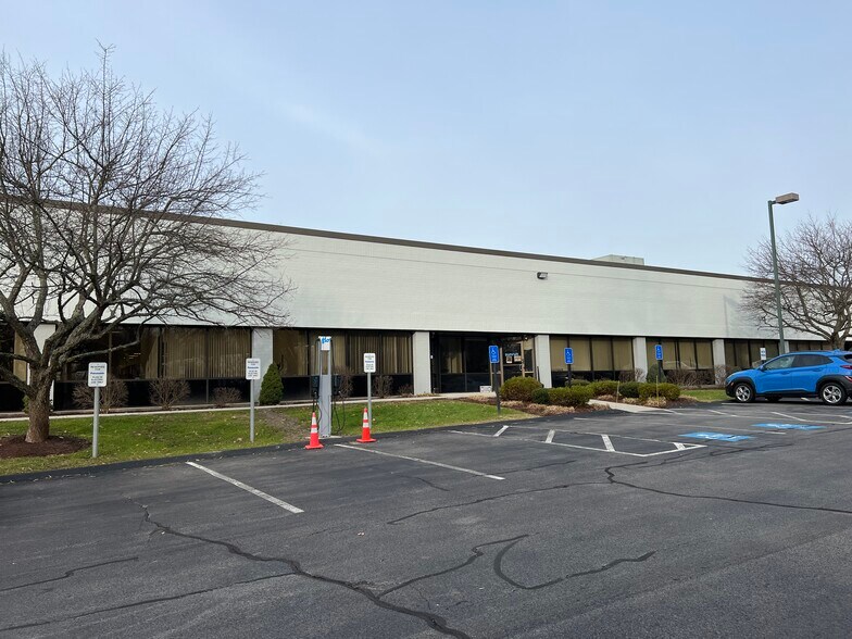 Primary Photo Of 734 Forest St, Marlborough Light Manufacturing For Lease