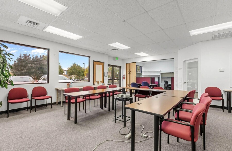 More Photos Of 1230 N Northwood Center Ct, Coeur d'Alene Office For Lease