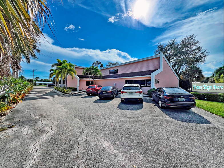 Primary Photo Of 816 SE Ocean Blvd, Stuart Medical For Sale