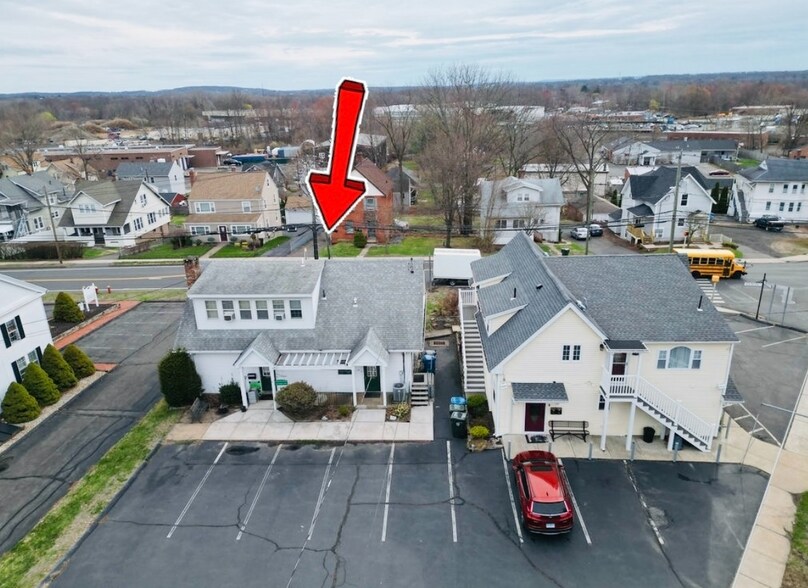 More Photos Of 470 New Britain Rd, Berlin Office For Sale