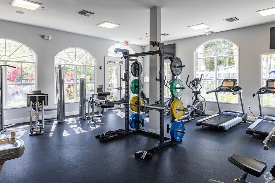 More Photos Of 3880 W Broward Blvd, Fort Lauderdale Apartments For Lease