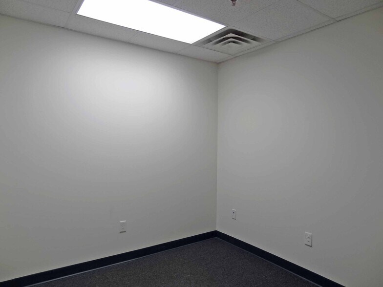 More Photos Of 1311-1319 Pineview Dr, Morgantown Medical For Sale