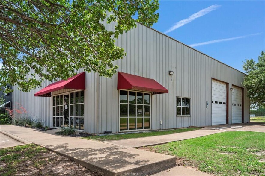 More Photos Of 1134 Finfeather Rd, Bryan Light Manufacturing For Sale