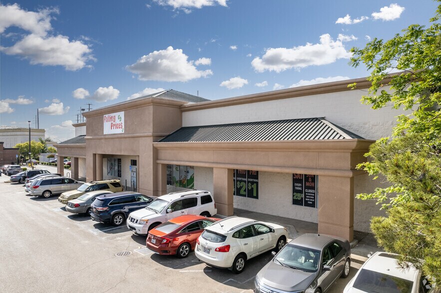 More Photos Of 2800 Power Inn Rd, Sacramento Freestanding For Lease