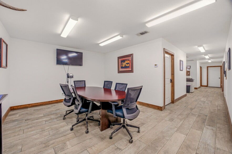 More Photos Of 4610 E Highway 199, Springtown General Retail For Sale