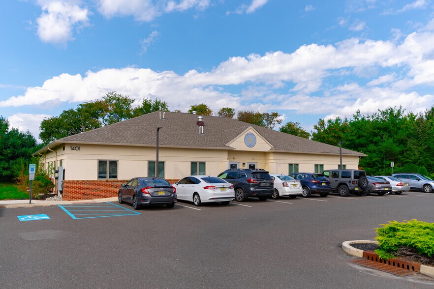More Photos Of 1387-1389 Chews Landing Rd, Clementon Medical For Sale
