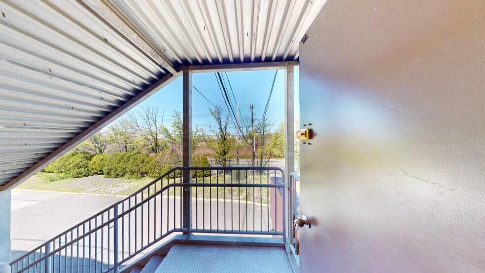 More Photos Of 2200 Arthur Kill Rd, Staten Island Distribution For Lease