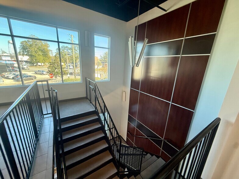 More Photos Of 449621 Us-301, Callahan Medical For Lease