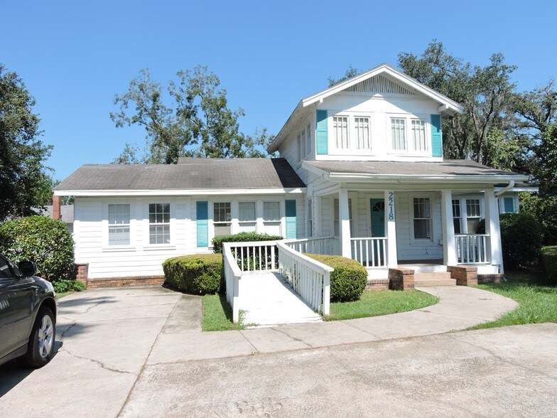 More Photos Of 2218 Mahan Dr, Tallahassee Office Residential For Sale