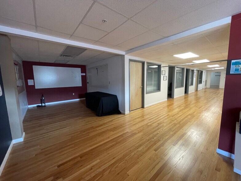 More Photos Of 446 N Mechanic St, Cumberland Office For Sale
