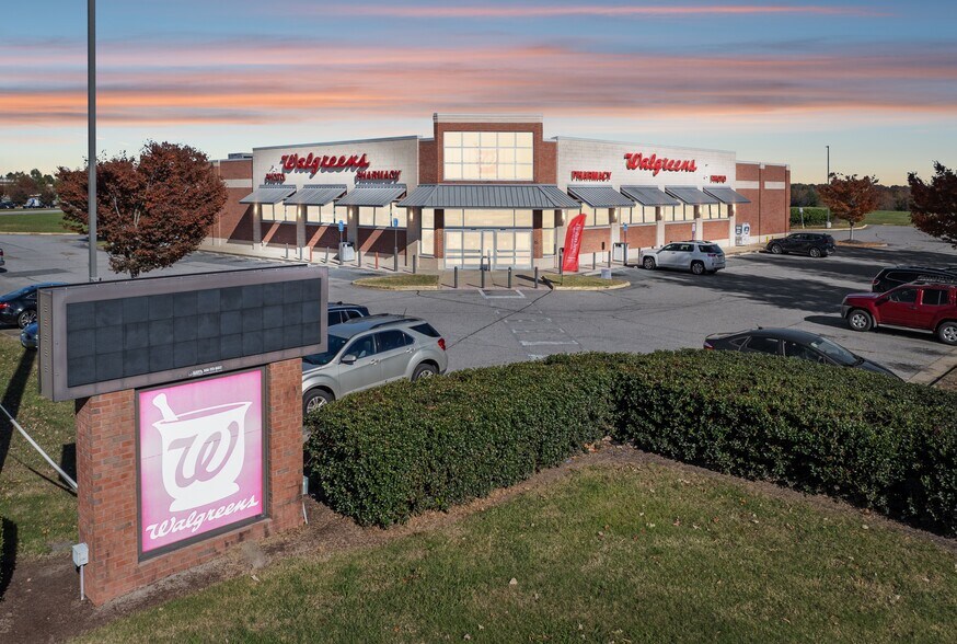 Primary Photo Of 2902 Godwin Blvd, Suffolk Drugstore For Sale