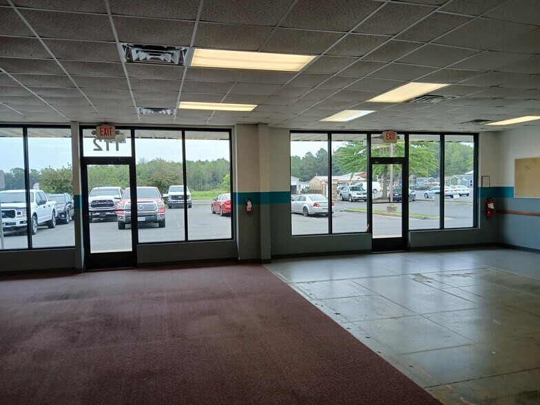 More Photos Of 6374 Patriot Hwy, Spotsylvania General Retail For Lease