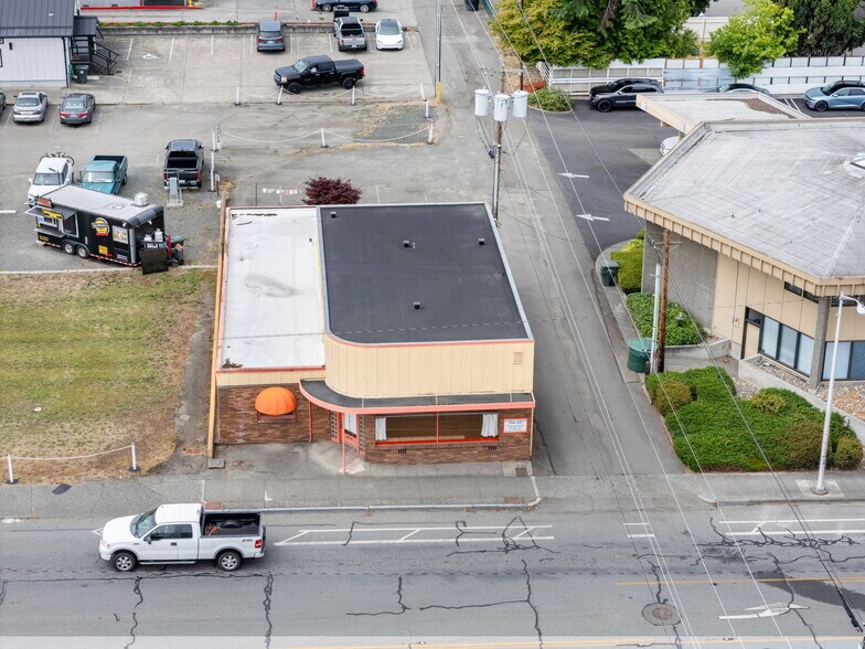 More Photos Of 710 S Lincoln St, Port Angeles General Retail For Sale