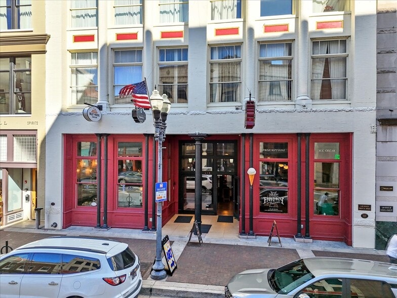 More Photos Of 418 S Gay St, Knoxville Office Residential For Lease