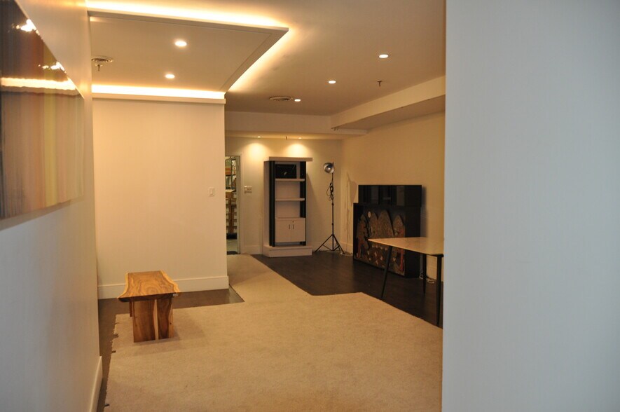More Photos Of 2800 John St, Markham Light Distribution For Sale