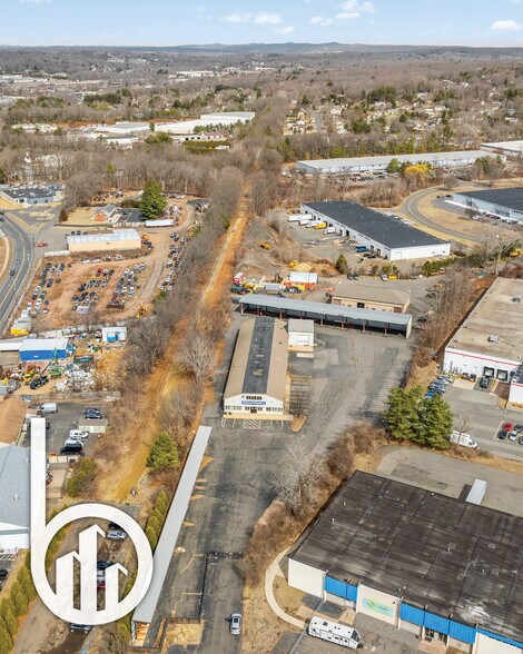 More Photos Of 166 Colonial Rd, Manchester Showroom For Lease