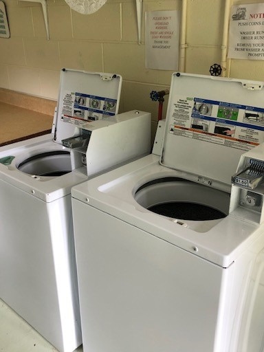 More Photos Of Oak Park Cir, Crossville Trailer Camper Park For Sale