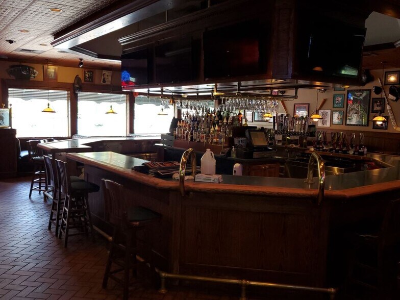 More Photos Of 2160 W Landis Ave, Vineland Restaurant For Lease