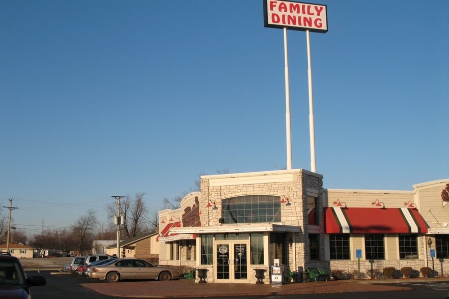 More Photos Of 1507 Harding Hwy, Lima Restaurant For Sale