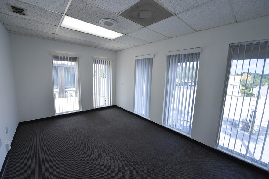 More Photos Of 1200 N Central Ave, Kissimmee Office For Lease
