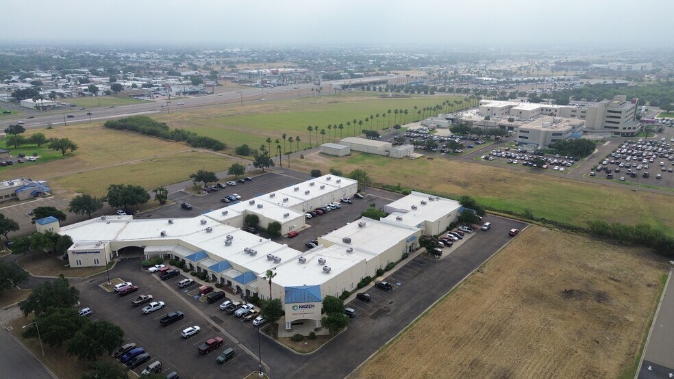 More Photos Of 909 Business Park Dr, Mission Office For Lease