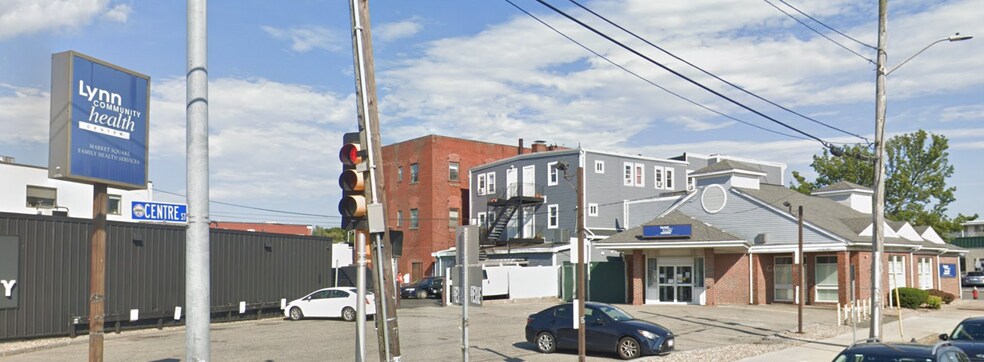 More Photos Of 29 Market Sq, Lynn Hospital For Sale